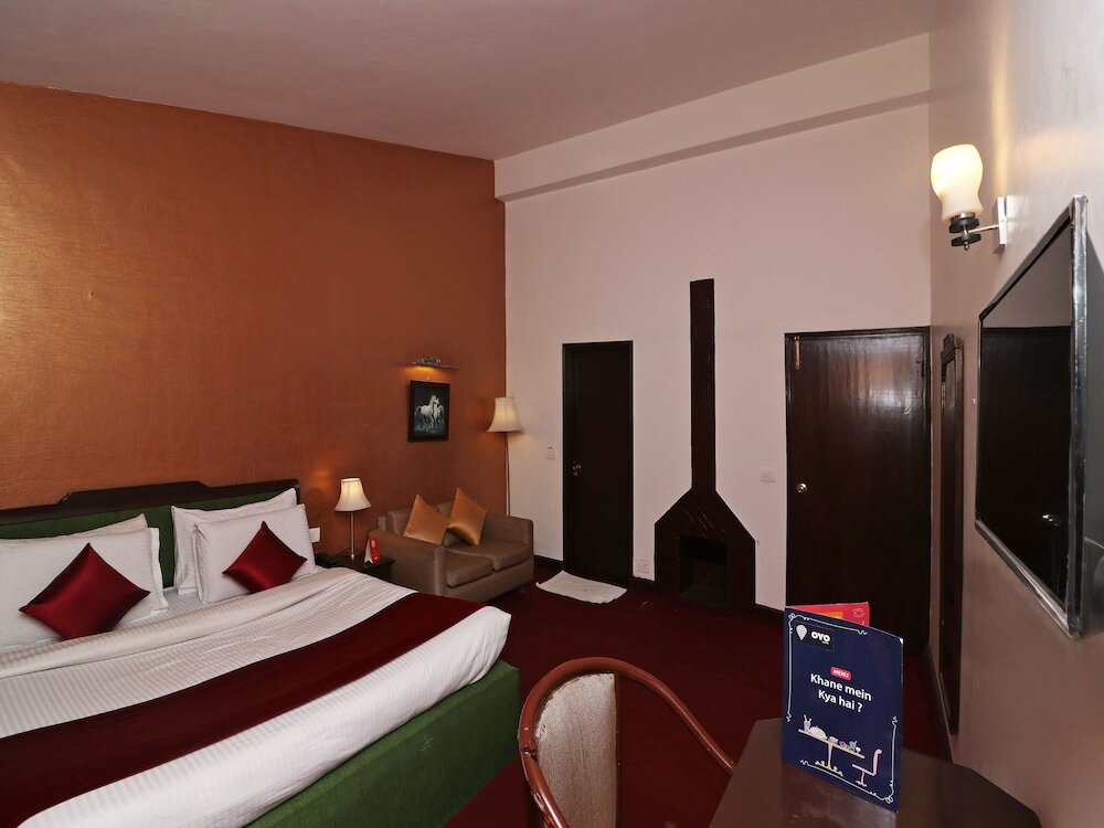 Suite Hotel Vasant Palace by OYO Rooms