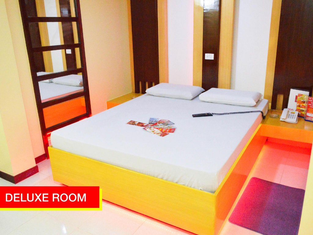 Deluxe room Hotel Sogo Makati Ave