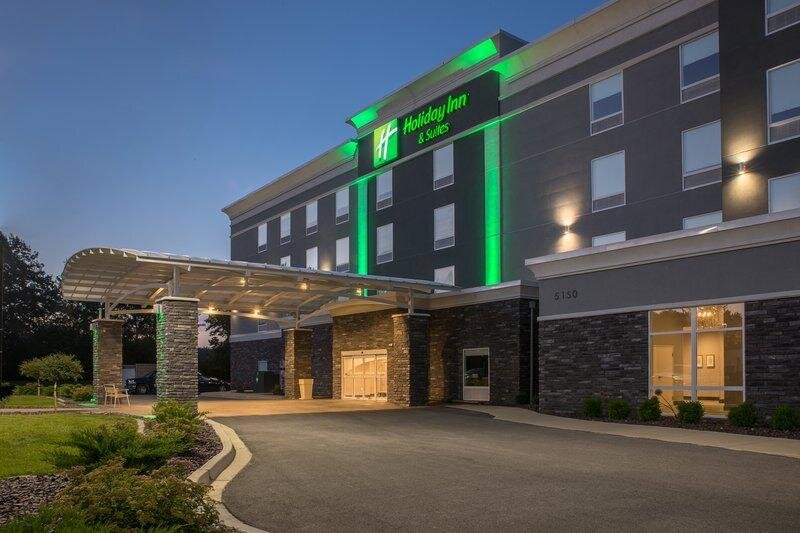 Полулюкс Holiday Inn & Suites Decatur-Forsyth, an IHG Hotel