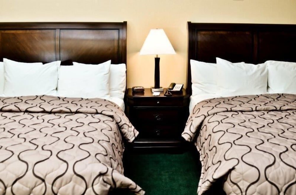 Standard quadruple chambre Pacer Inn & Suites Motel