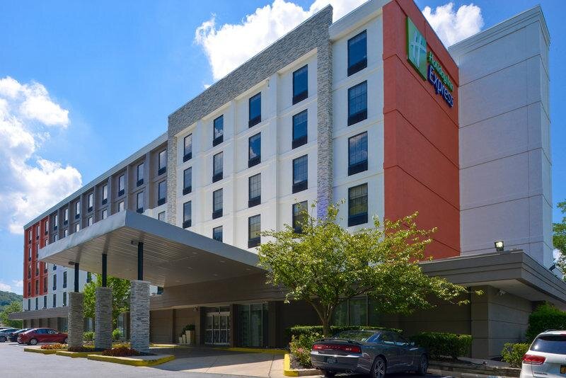 Suite Holiday Inn Express Towson- Baltimore North, an IHG Hotel