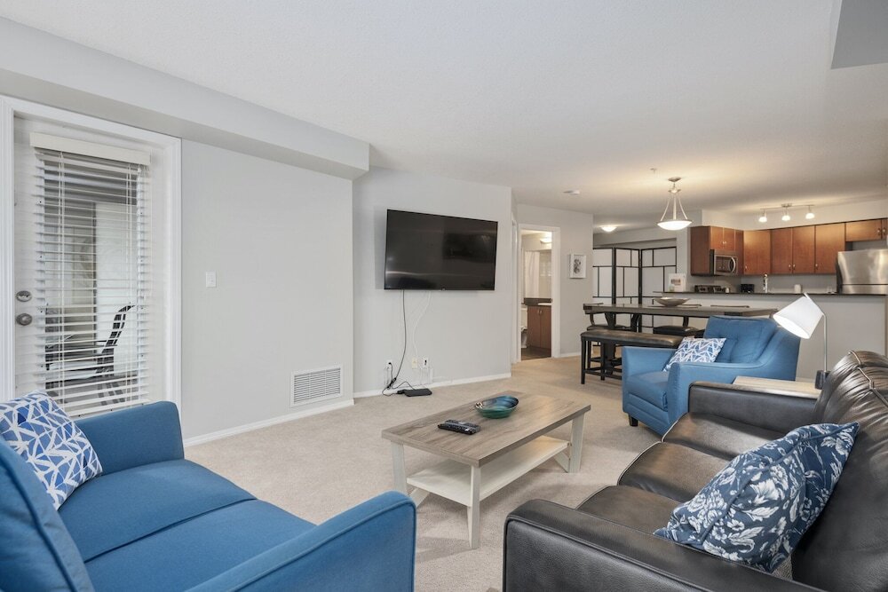 Standard Zimmer AMAZING 3Br Condo | Heated Pool & Hot Tub | Hm Theatre | Fire Table | Pool Table