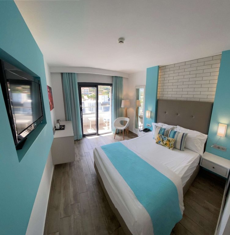 Standard Double room with mountain view Kyknos Beach Hotel & Bungalows