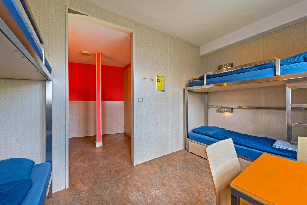 Standard Double room Stayokay Hostel Noordwijk