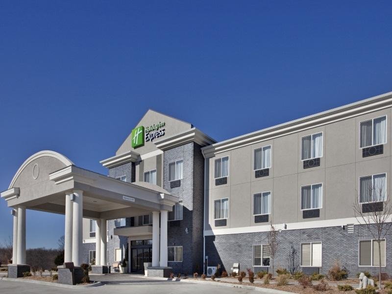 Одноместный номер Standard Holiday Inn Express Hotel & Suites Pittsburg, an IHG Hotel
