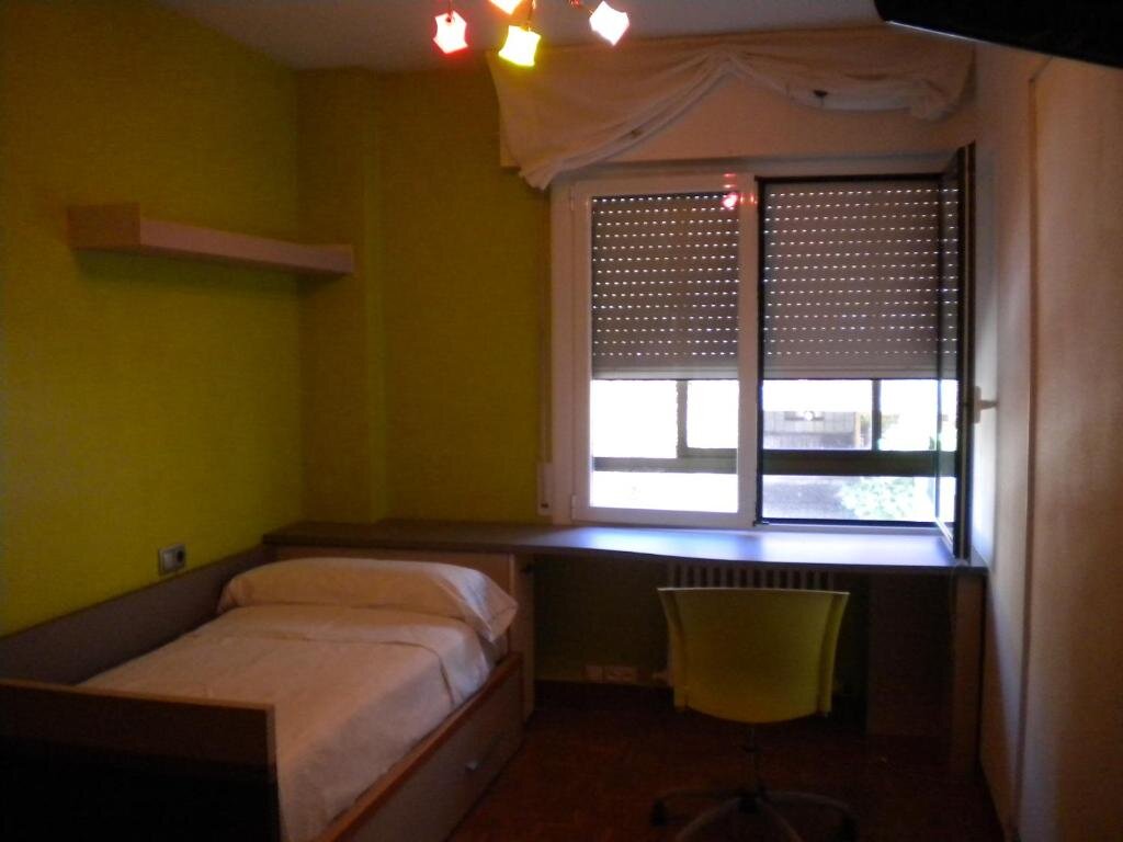 Standard Zimmer Pensión Room Pamplona
