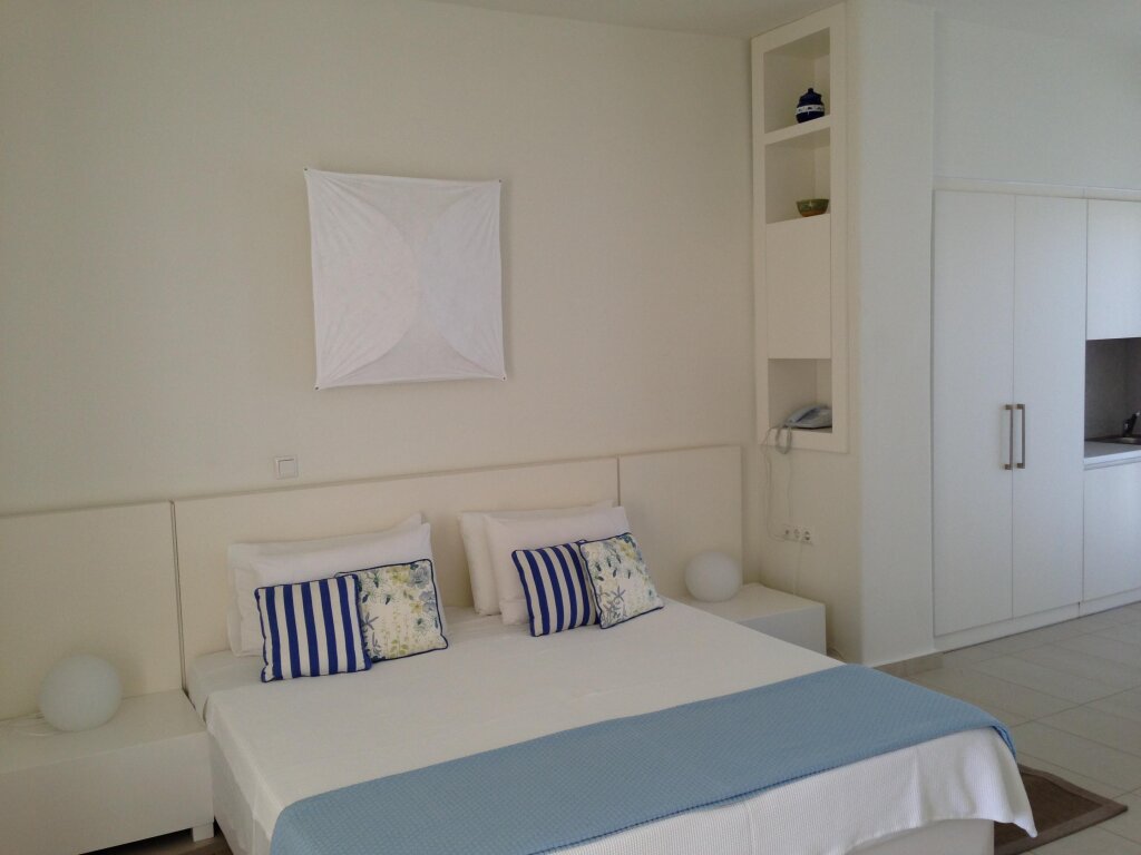 Superior Double room with garden view Archipelagos Resort