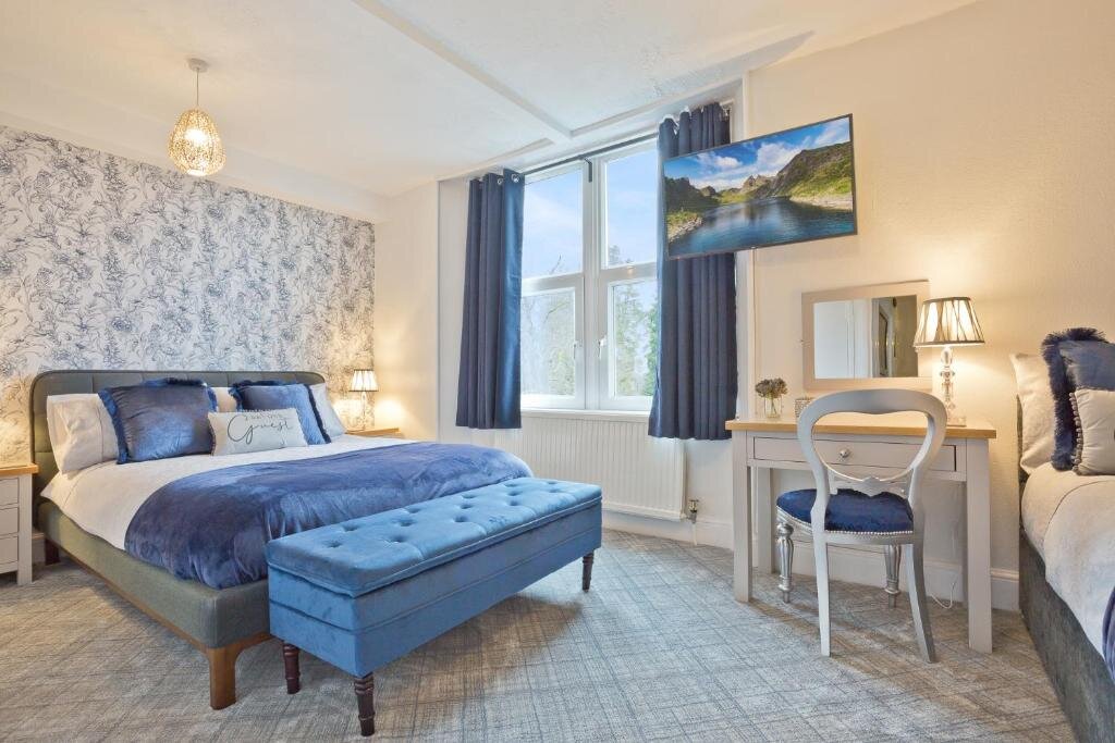 Standard Double room Broadlands Windermere