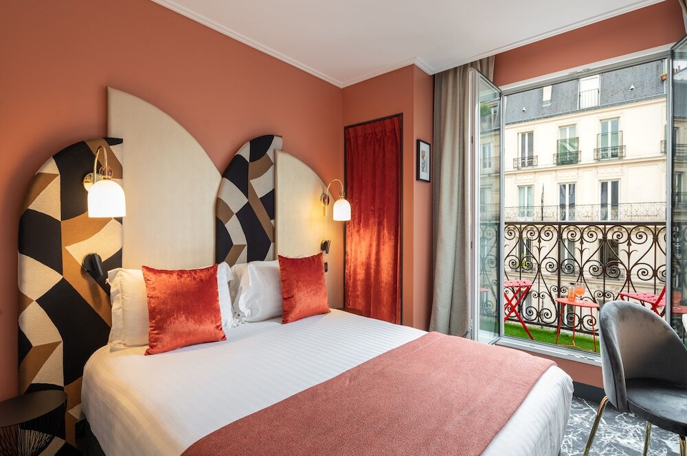 Двухместный номер Comfort с балконом Royal Saint Germain