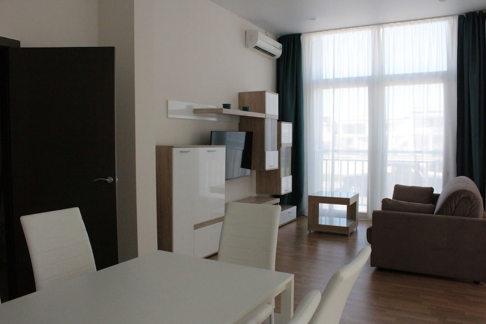 Appartement Apartment on Bulvar Nadezhd 4-1, ap. 101