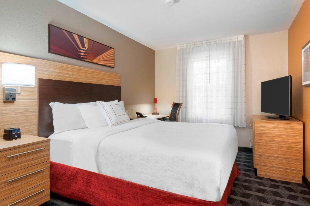Suite 2 Schlafzimmer TownePlace Suites by Marriott Savannah Midtown