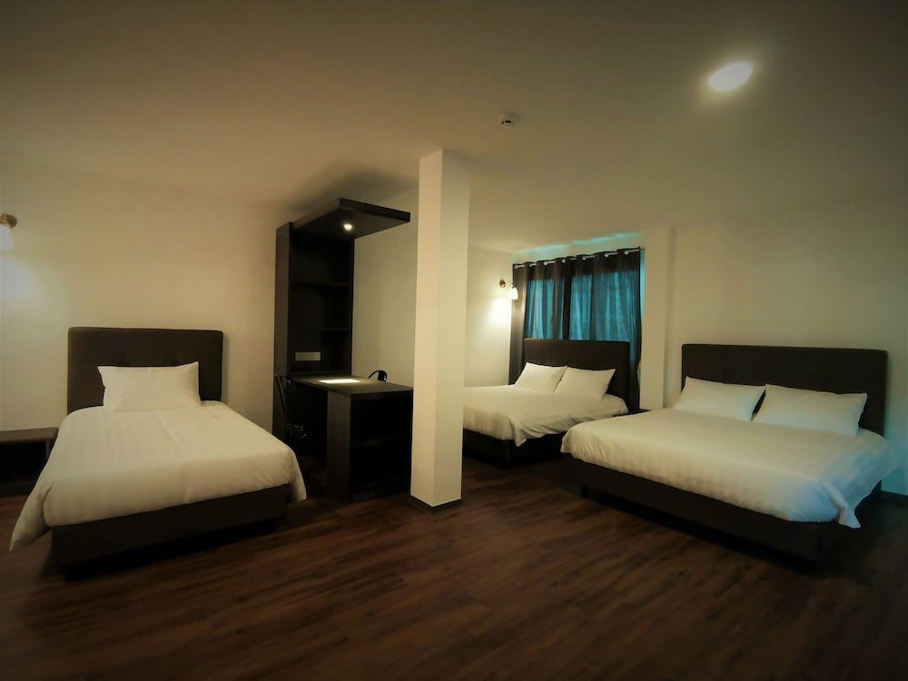 Deluxe Quintuple room HOTEL LONGHOUSE