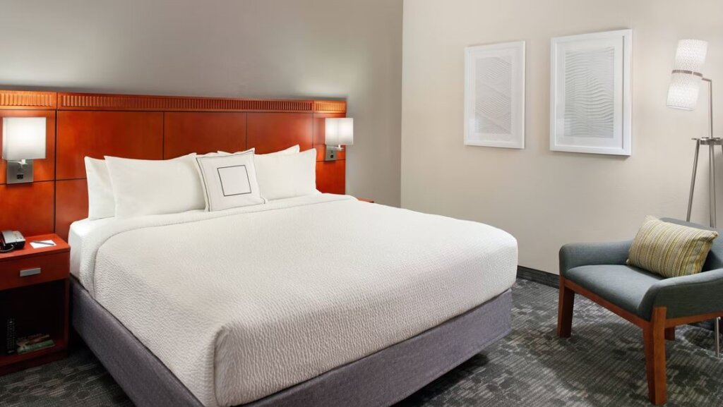 Suite Courtyard by Marriott Raleigh Cary