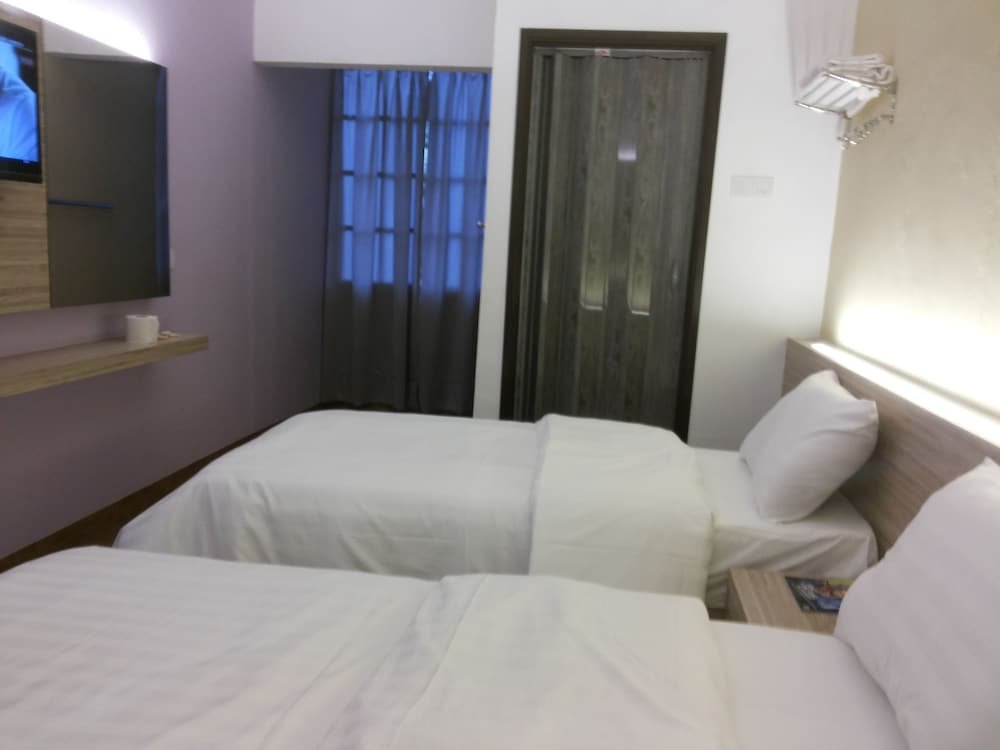 Standard Triple room Suria Cameron Hotel
