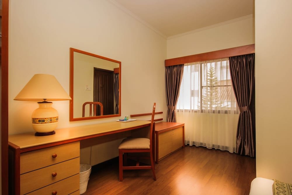 Апартаменты с 2 комнатами с балконом Mary Apt @ Equatorial Hill Resort