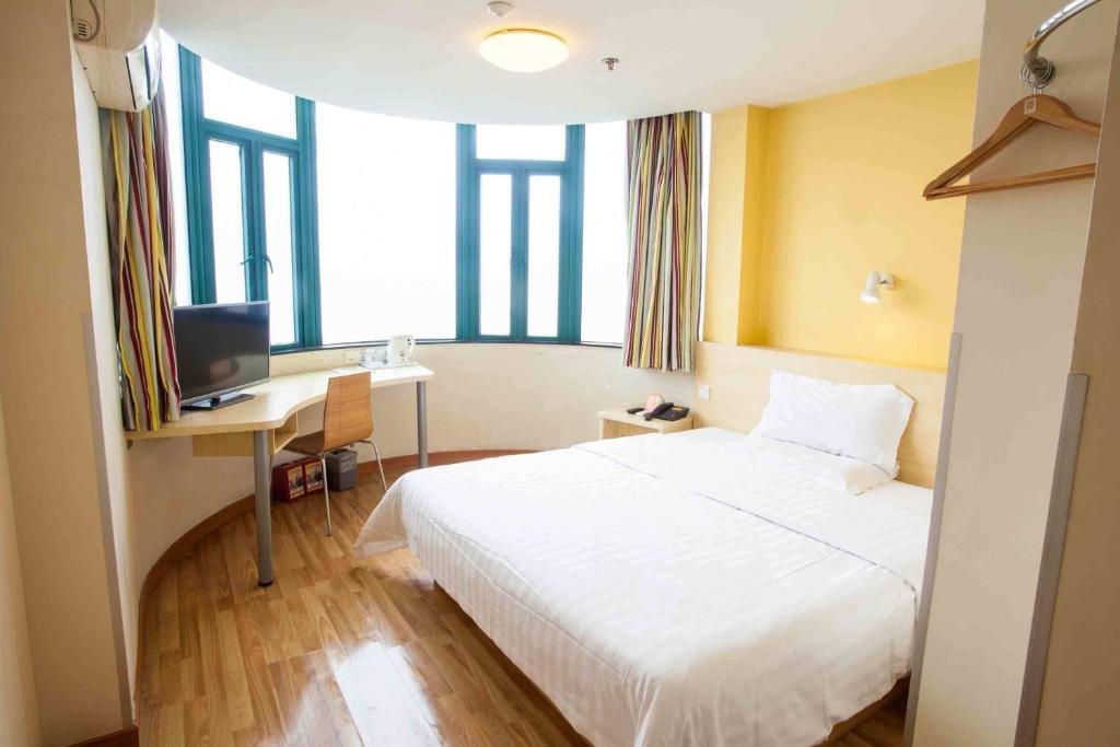 Standard double chambre 7 Days Inn Zhongshan Renmin Hospital Holiday Square Branch
