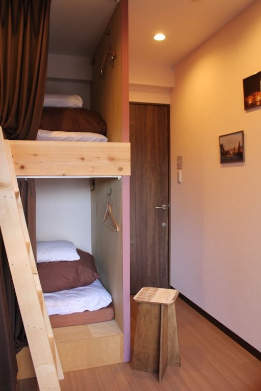 Bed in Dorm (female dorm) Bar and Hostel MONDO