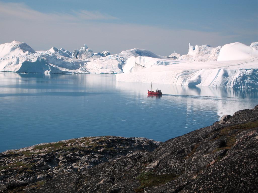 Отель Hotel Arctic 4* (57 отзывов) в Илулиссат, Гренландия. Забронировать  Hotel Arctic 4*. Оплата картами МИР.