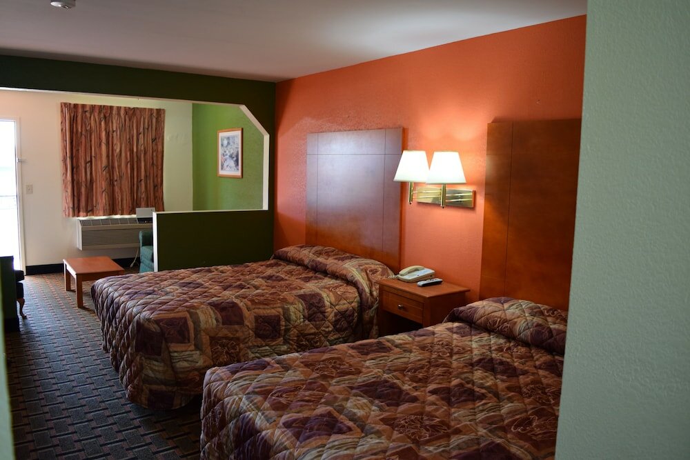 Suite Royal Inn & Suites