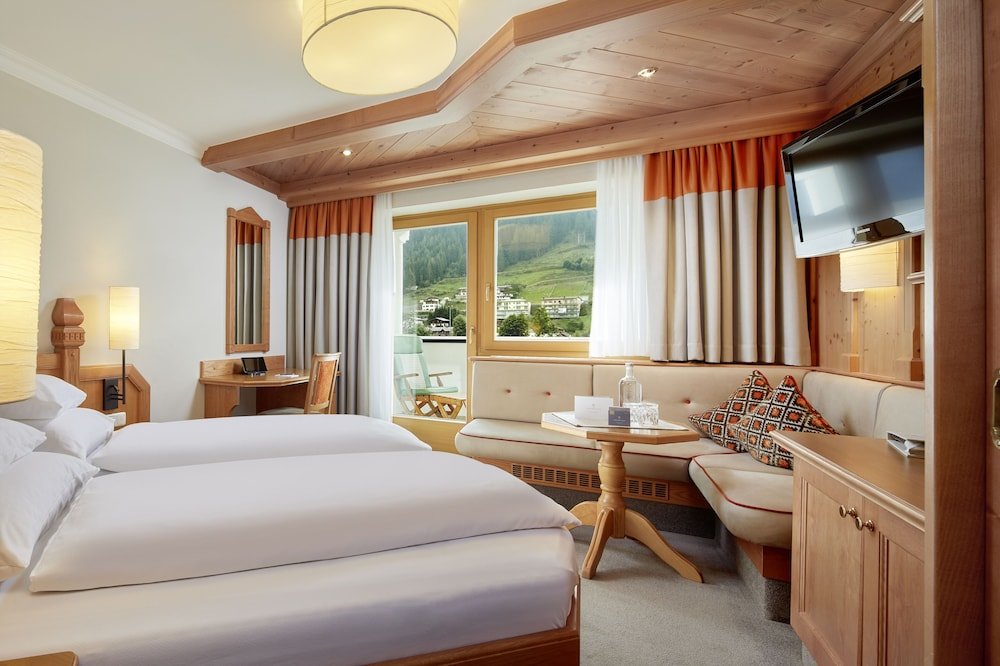 Двухместный номер Standard с балконом DAS EDELWEISS - Salzburg Mountain Resort