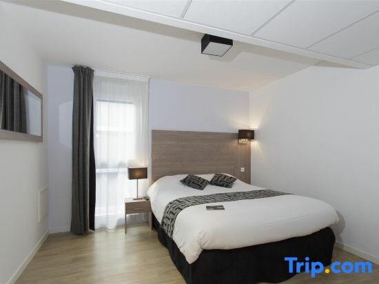 Double Apartment Tulip Inn Massy Palaiseau - Residence