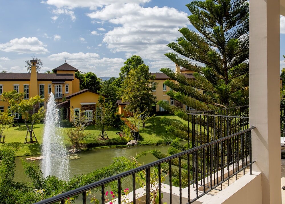 Habitación De lujo con balcón y con vista al lago U Khao Yai