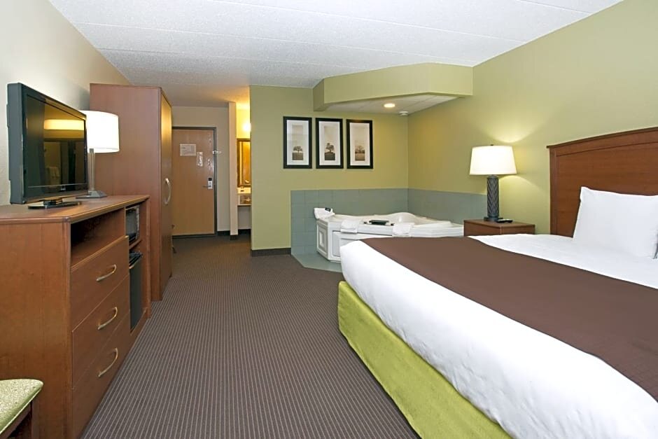 Одноместный люкс Cobblestone Hotel & Suites - Wisconsin Rapids
