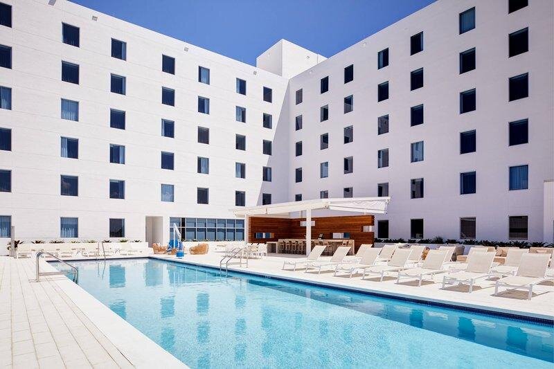 Одноместный номер Standard AC Hotel by Marriott Miami Aventura