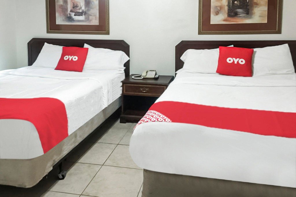 Четырёхместный номер Premium OYO Hotel Sulphur LA Hwy 90 West