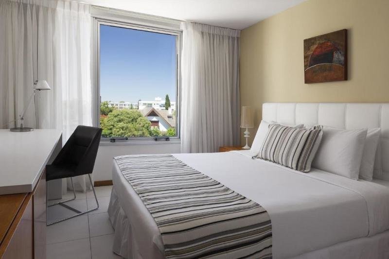 Двухместный номер Standard Real Colonia Hotel & Suites