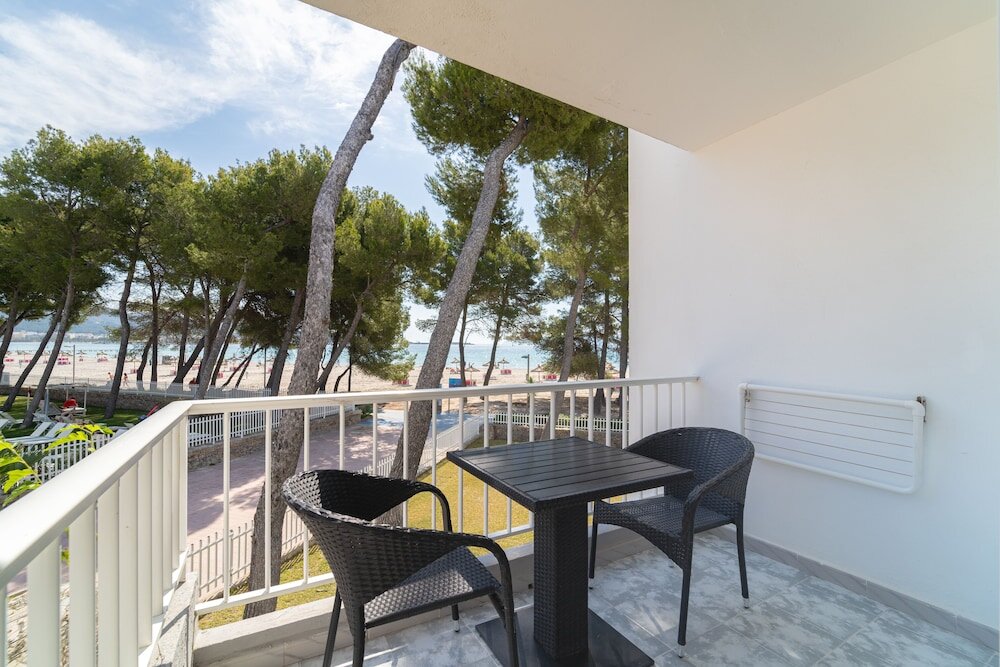 Апартаменты с балконом и с частичным видом на океан Apartamentos Ferrer Lime Playa de Alcudia
