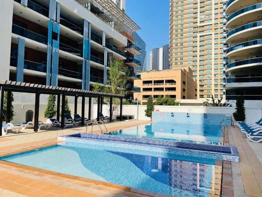 Апартаменты 1 BHK Apartment with Pool & Gym Near to Marina Mall & Beach
