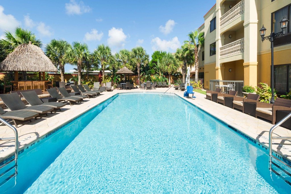 Четырёхместный номер Standard Hampton Inn & Suites St. Augustine-Vilano Beach