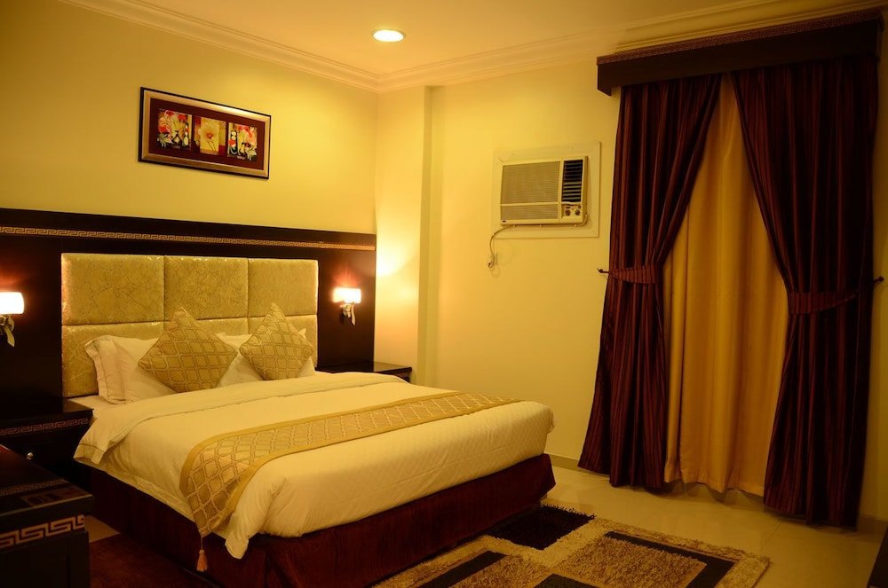 Апартаменты с 3 комнатами Al Masem Luxury Hotel Suites 3 Al Ahsa