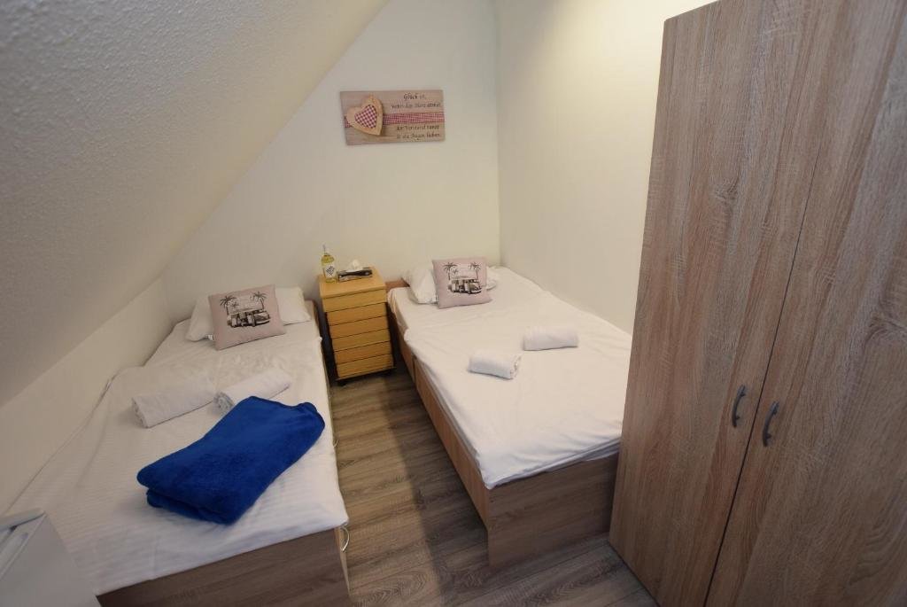 Standard Double room Monteurzimmer Kircheim unter Teck - Hostel