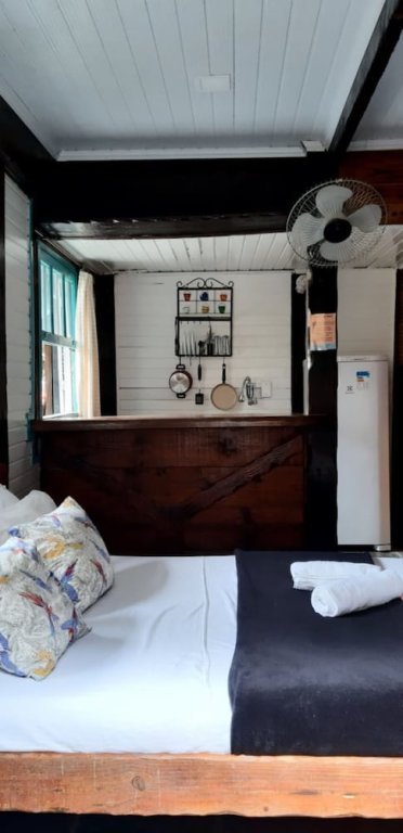 Standard Quadruple Family room Hostel Sereia do Mar