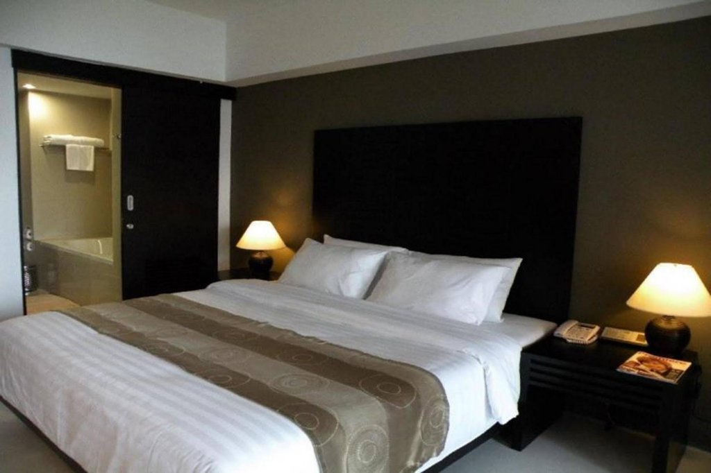 Bed in Dorm Samaya Bura Beach Resort
