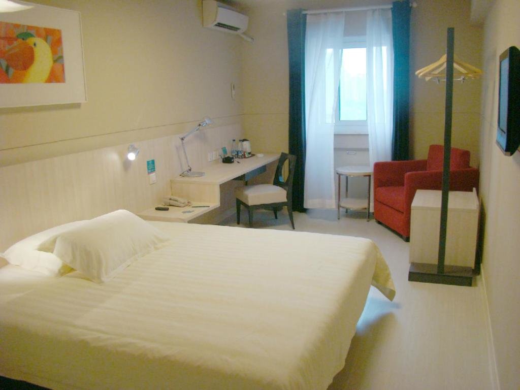 Business Doppel Zimmer Jinjiang Inn North Station Huigong Plaza Hotel