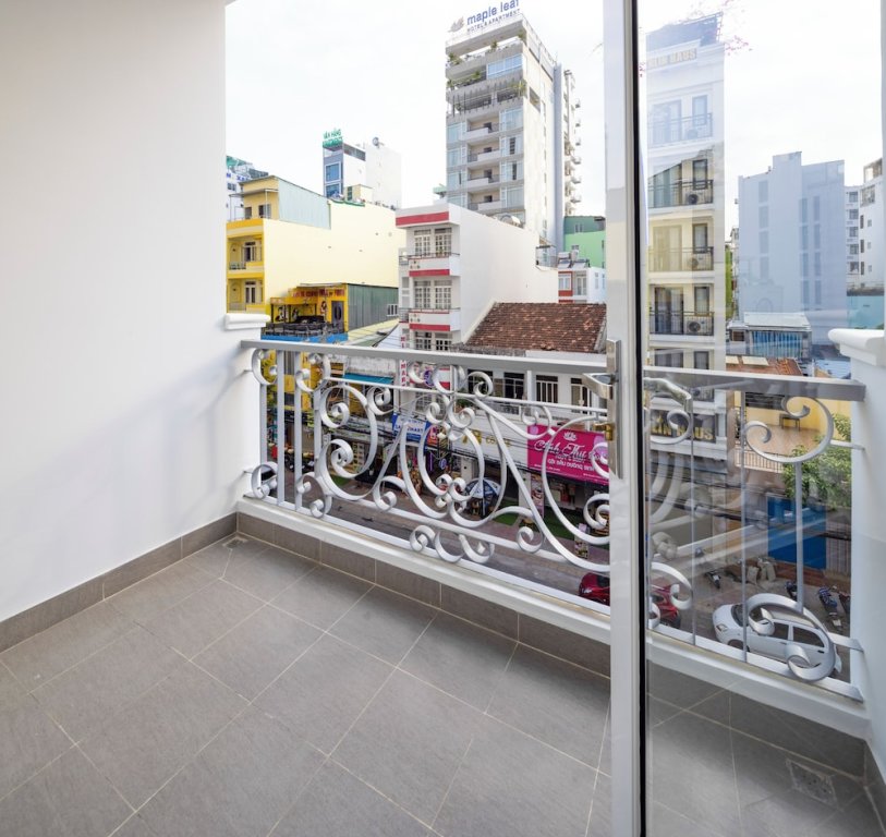 Standard Vierer Familie Zimmer mit Balkon und mit Stadtblick Navy Hotel Nha Trang