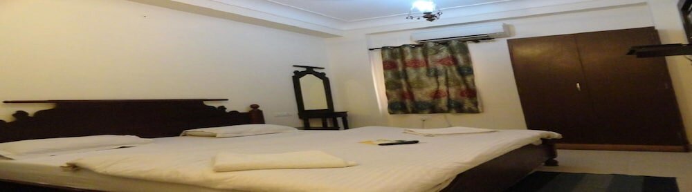 Deluxe Doppel Zimmer Room Maangta 102 @ Jaipur