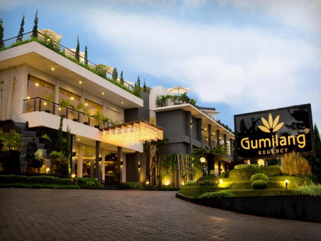 Standard Zimmer Gumilang Regency Hotel By Gumilang Hospitality