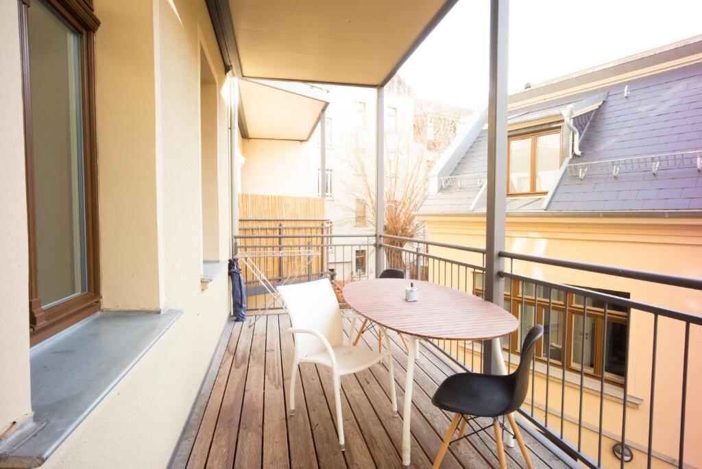 Appartamento Leipzig Suites 3 Zimmer Apartment Familien Luxus Apartment Mit Balkon