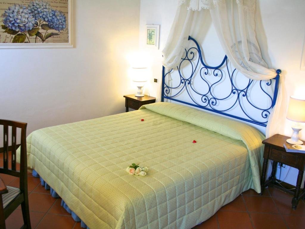 Двухместный номер Superior Romantik Hotel Monteriggioni