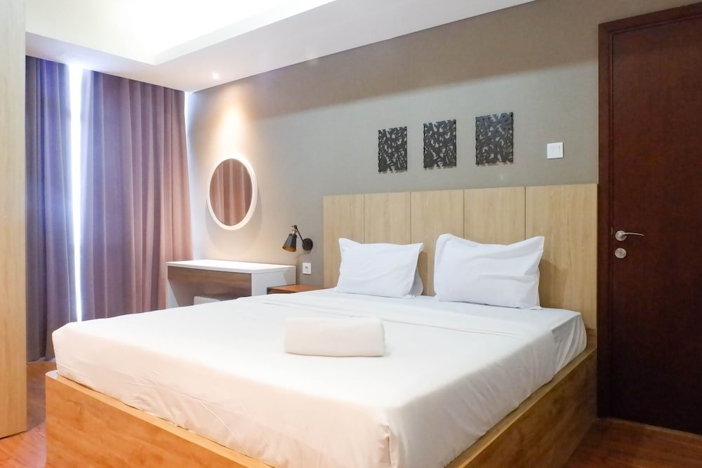 Standard Zimmer 3Br Luxurious And Elegant Apartment At Grand Sungkono Lagoon