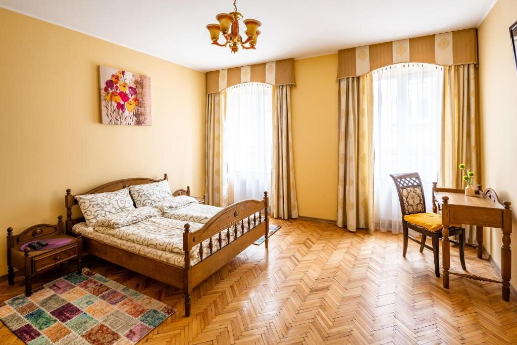 Номер Standard Apartment On Yana Zhizhky