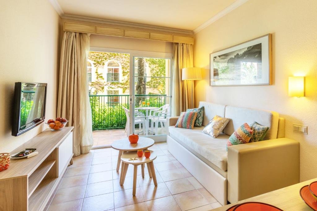 Апартаменты с 2 комнатами VIVA Cala Mesquida Resort & Spa