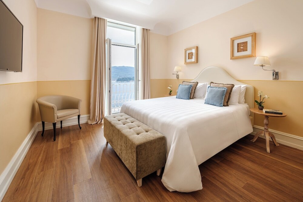 Номер Deluxe с балконом и с видом на море Grand Hotel Bristol Spa Resort, by R Collection Hotels