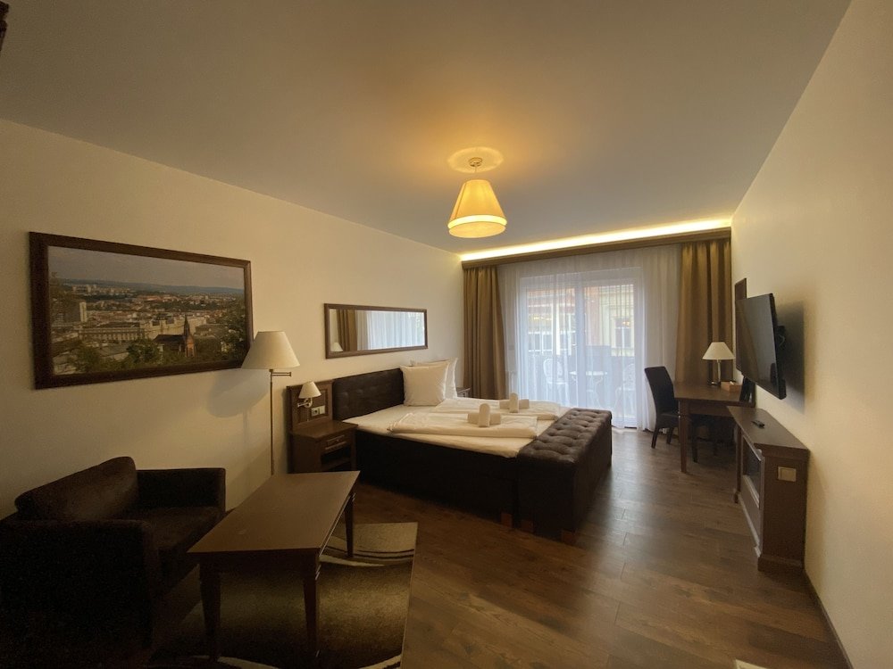 Двухместный номер Premium c 1 комнатой с балконом Parkhotel Brno