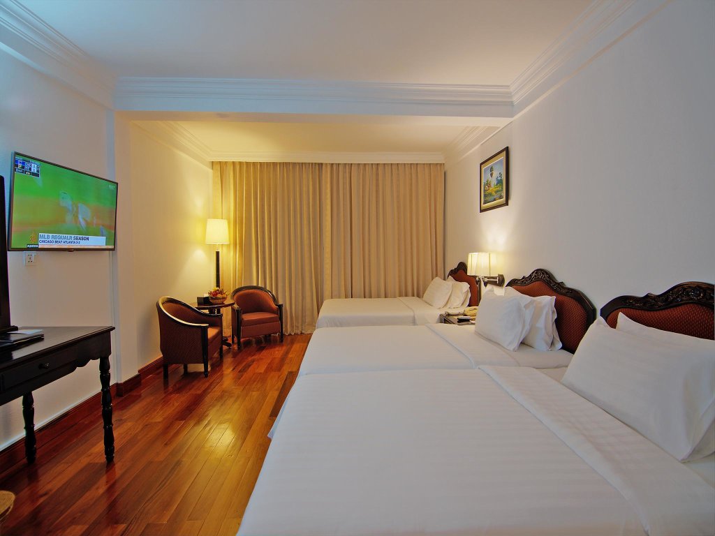 Трёхместный номер Superior Hotel Somadevi Angkor Resort & Spa