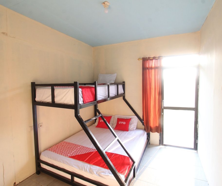 Deluxe Doppel Zimmer OYO 93121 Abi Bungalow & Hostel